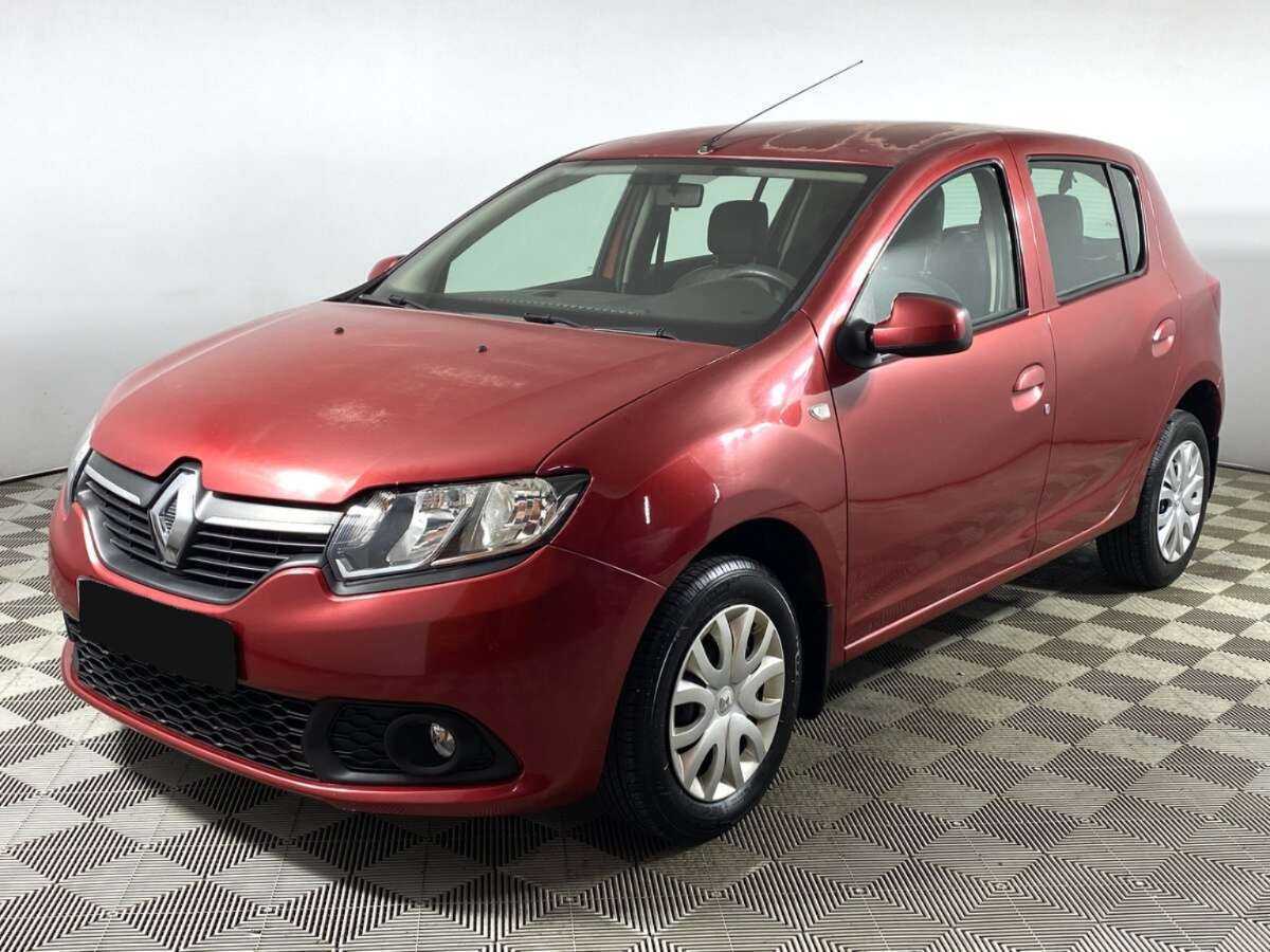 Renault Sandero с пробегом — 2015 год. Посмотреть фото