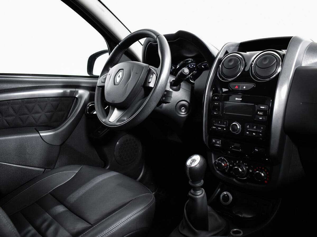 Renault Duster с пробегом — 2017 год. Фото: #8
