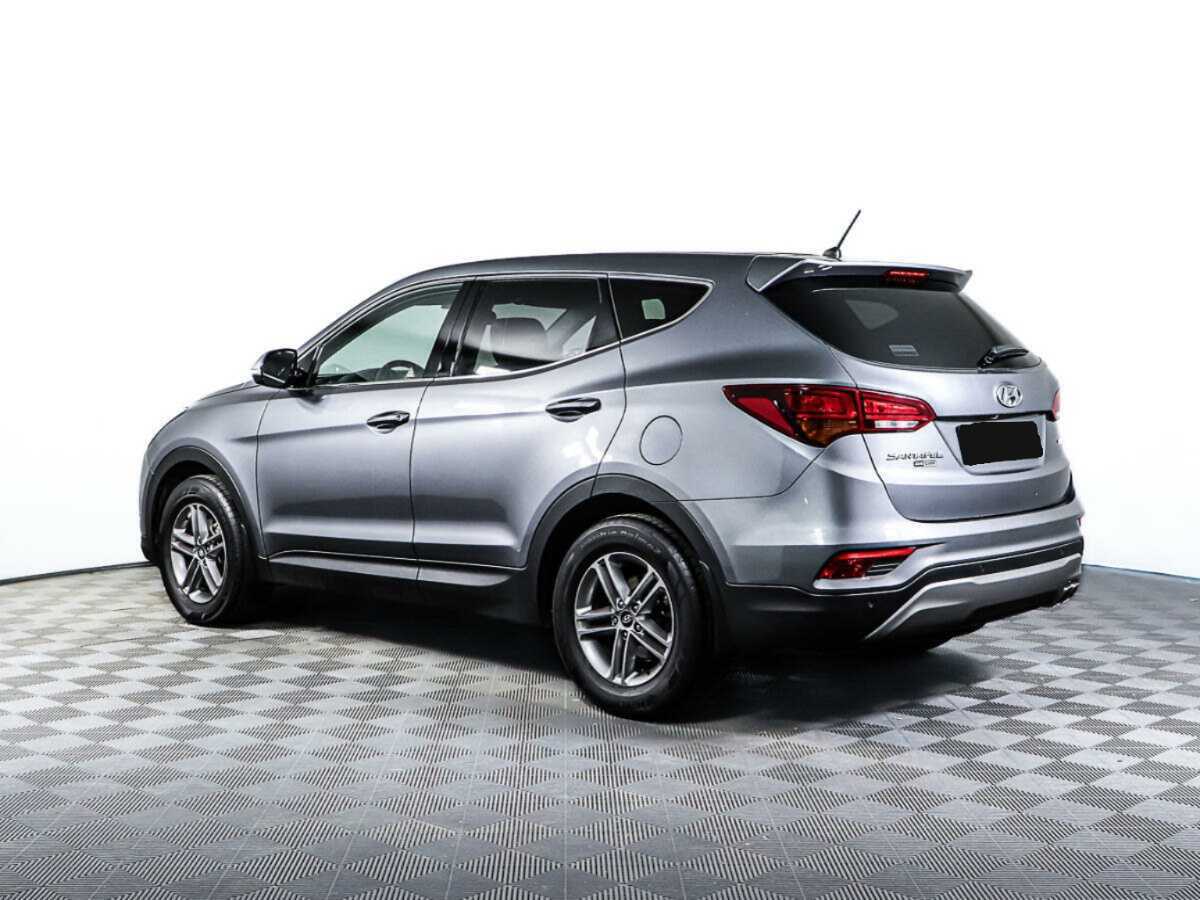 Hyundai Santa Fe с пробегом — 2016 год. Фото: #6