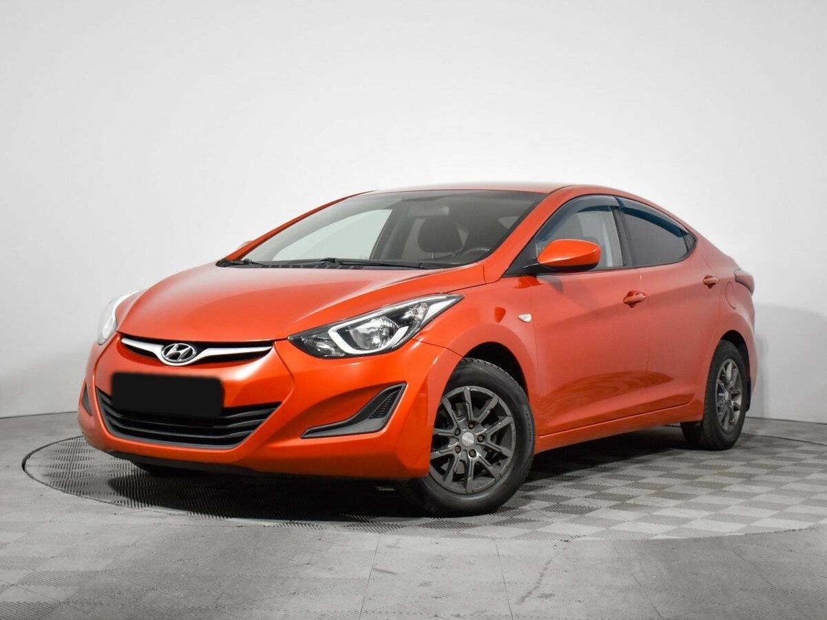 Hyundai Elantra с пробегом — 2015 год. Посмотреть фото