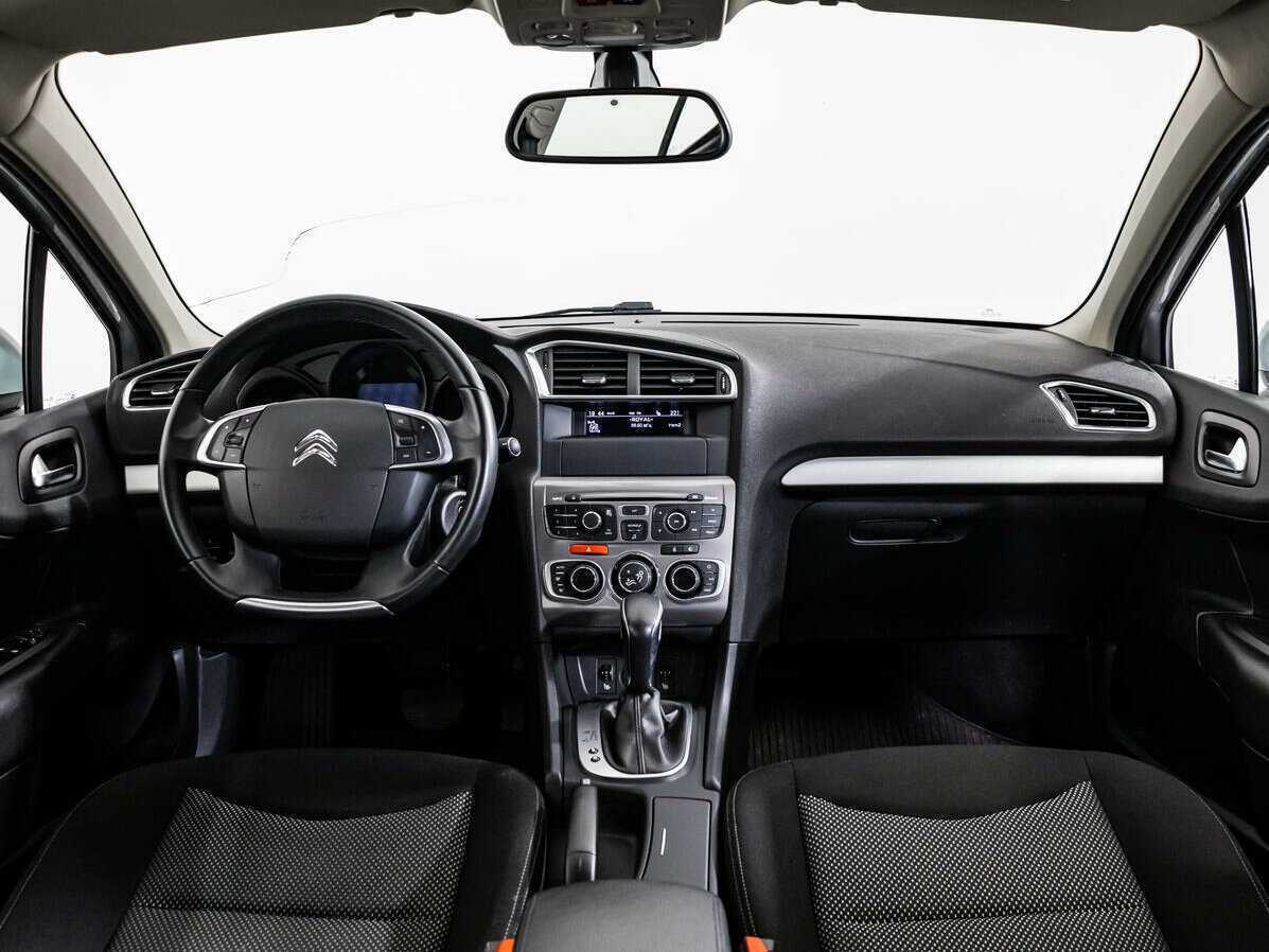 Citroen C4 с пробегом — 2020 год. Фото: #7