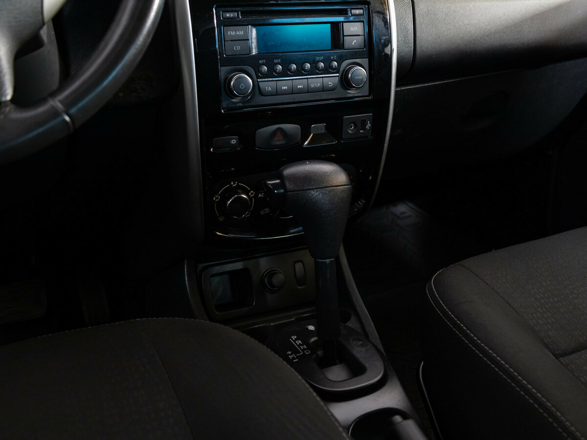 Nissan Terrano с пробегом — 2014 год. Фото: #8