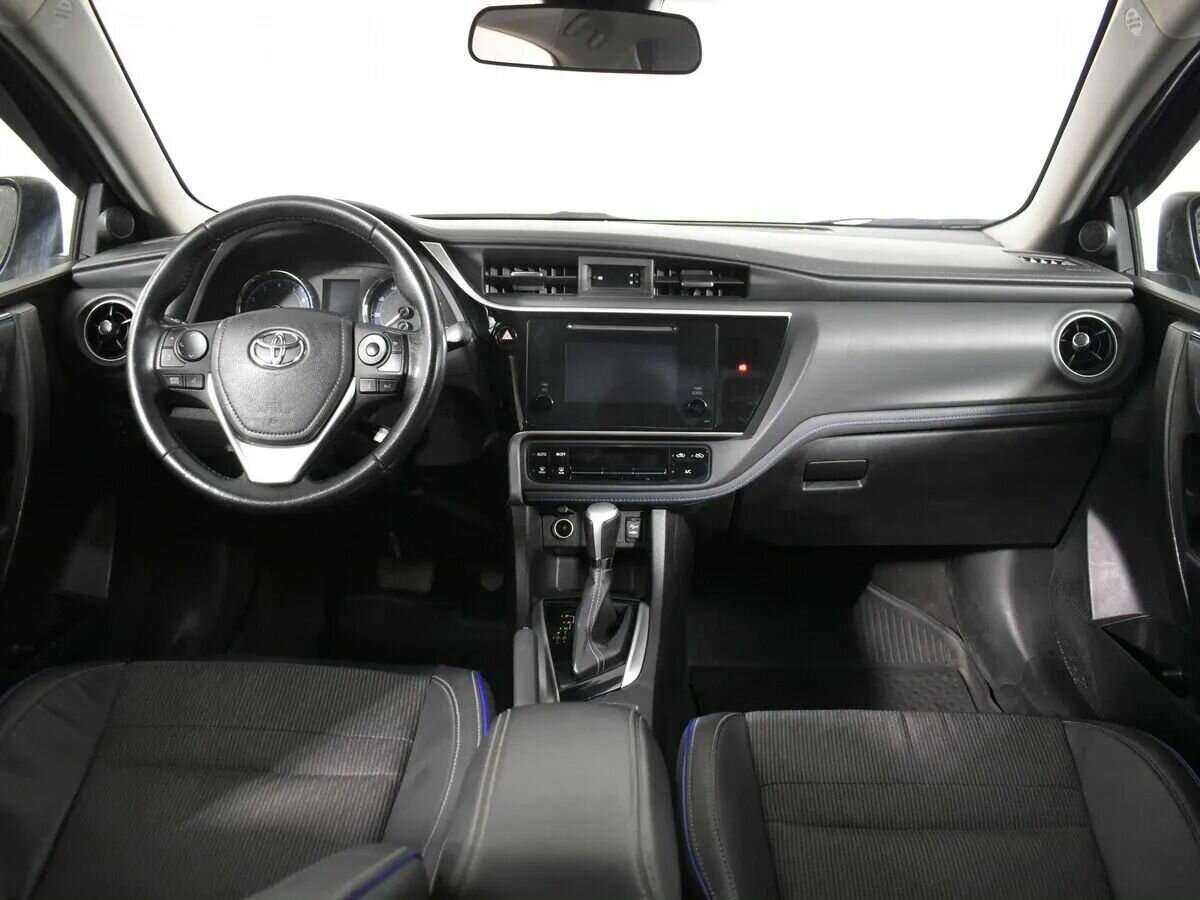 Toyota Corolla с пробегом — 2018 год. Фото: #9