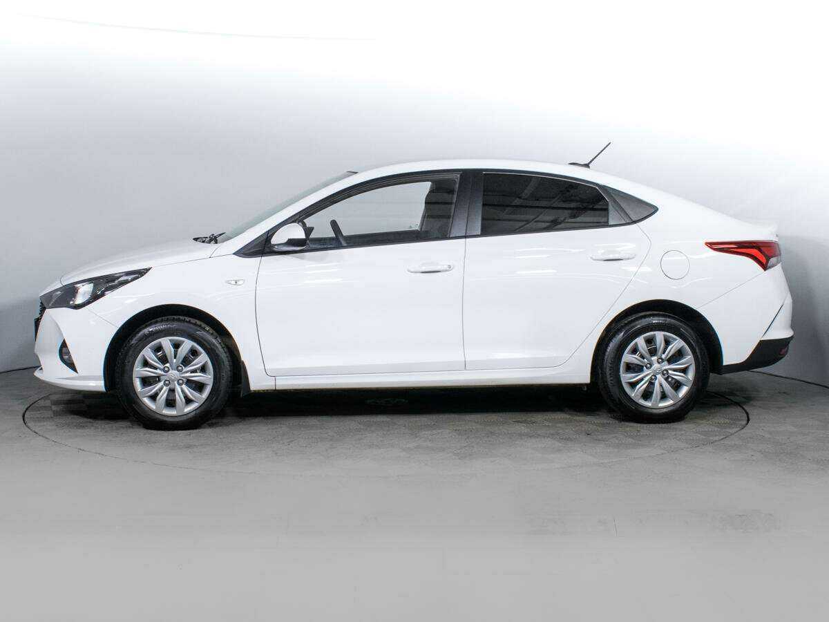 Hyundai Solaris с пробегом — 2021 год. Фото: #7