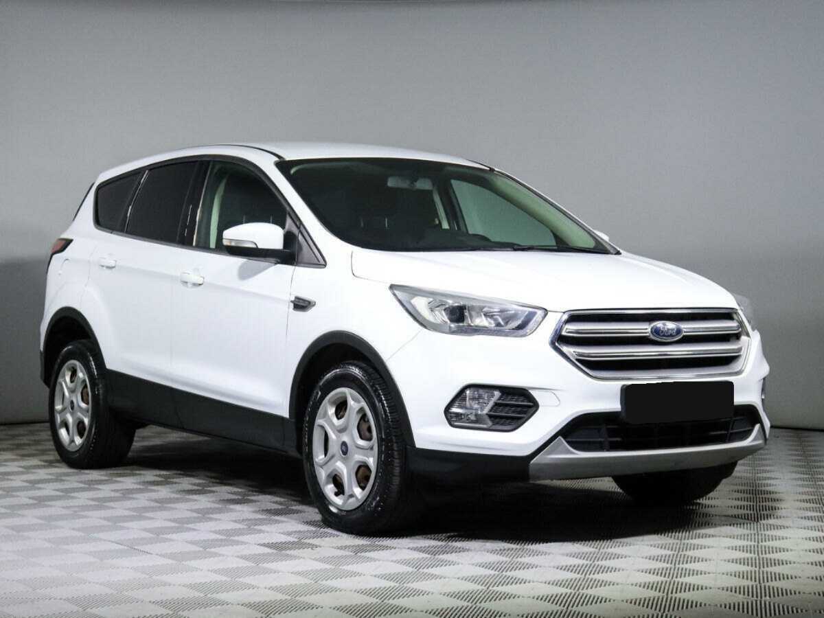 Ford Kuga с пробегом — 2017 год. Фото: #2