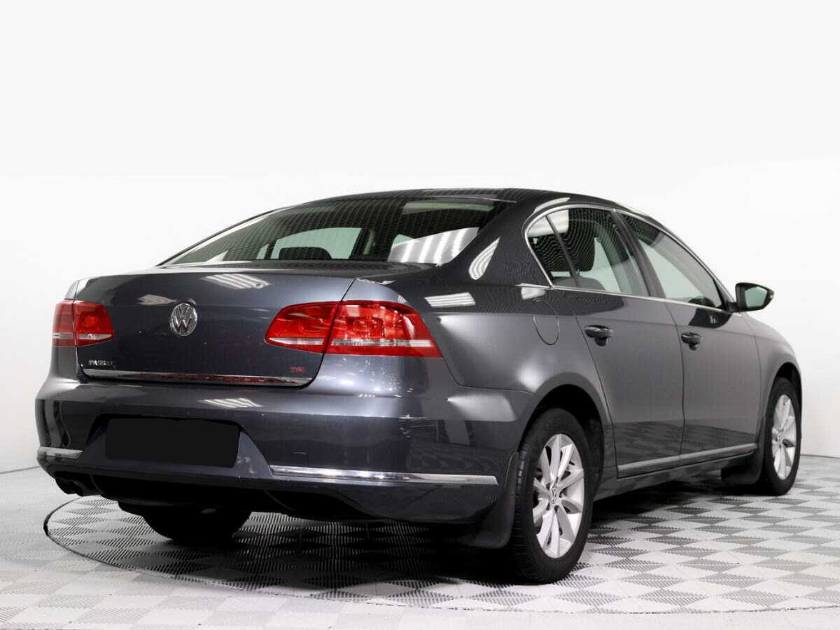 Volkswagen Passat с пробегом — 2012 год. Фото: #3
