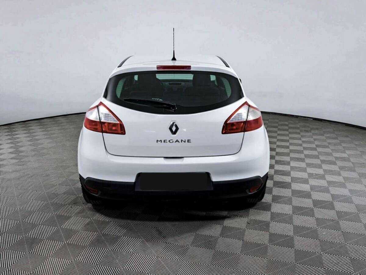 Renault Megane с пробегом — 2013 год. Фото: #5