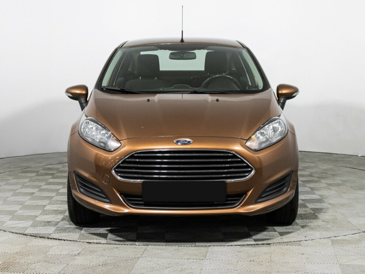Ford Fiesta с пробегом — 2016 год. Фото: #1