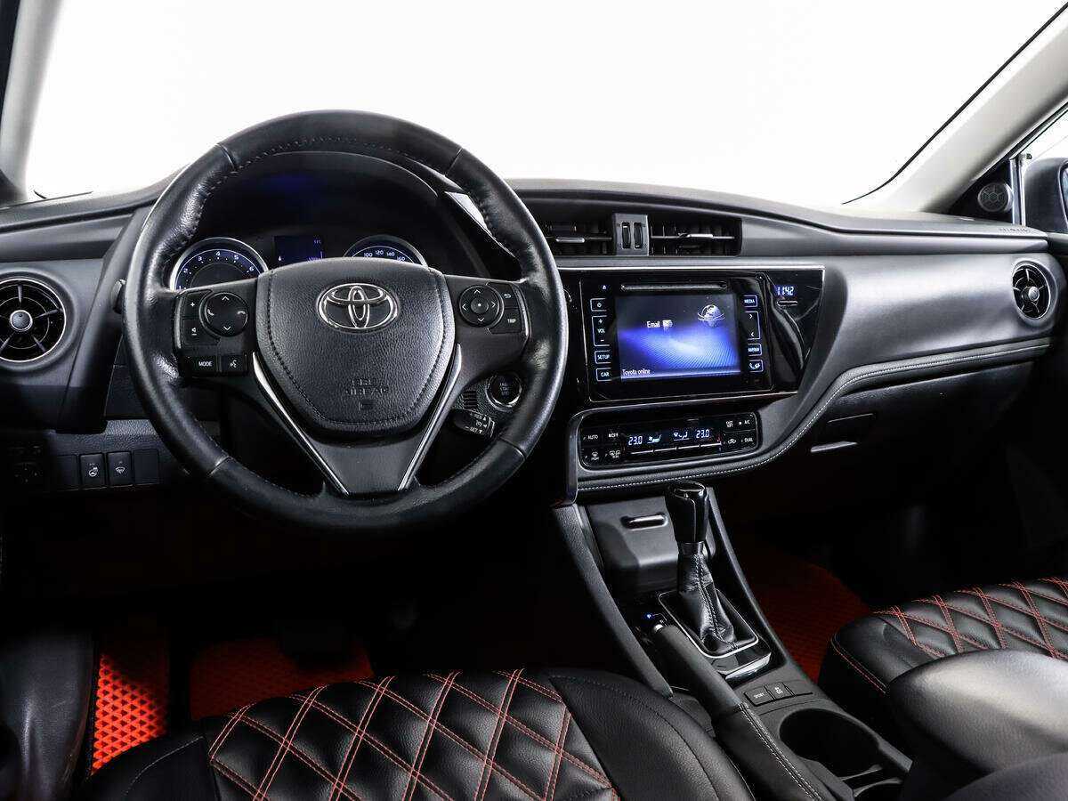 Toyota Corolla с пробегом — 2018 год. Фото: #10