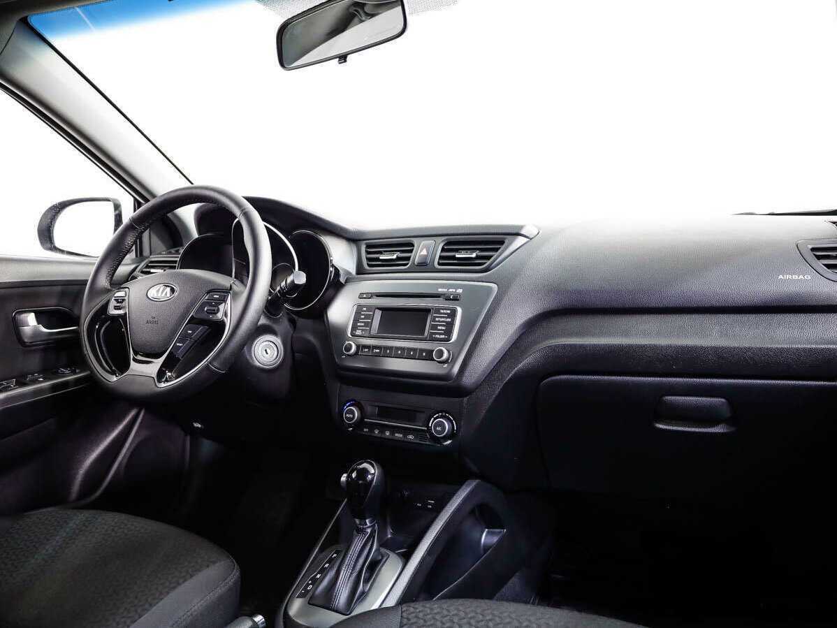 Kia Rio с пробегом — 2016 год. Фото: #7