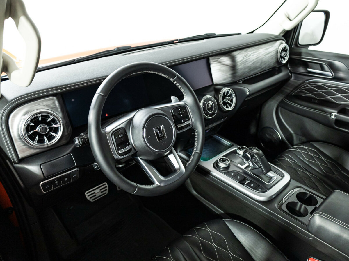 Tank 300 с пробегом — 2023 год. Фото: #8