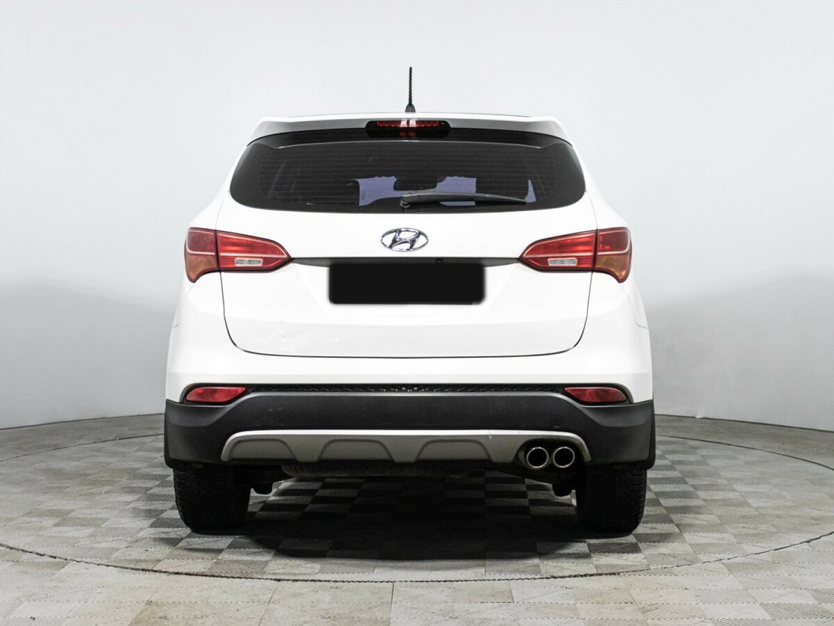 Hyundai Santa Fe с пробегом — 2014 год. Фото: #4