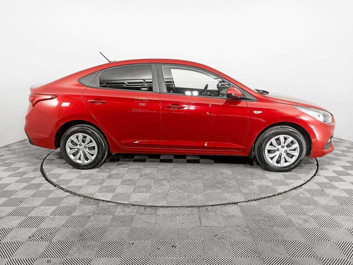 Hyundai Solaris с пробегом — 2019 год. Фото: #3