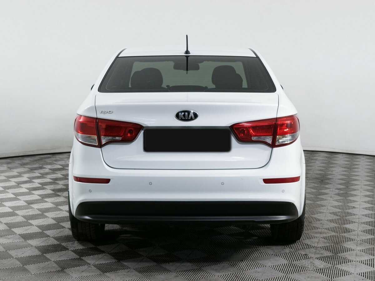 Kia Rio с пробегом — 2016 год. Фото: #4