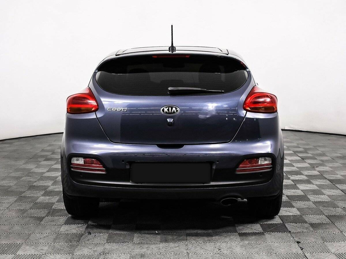 Kia Ceed с пробегом — 2014 год. Фото: #5