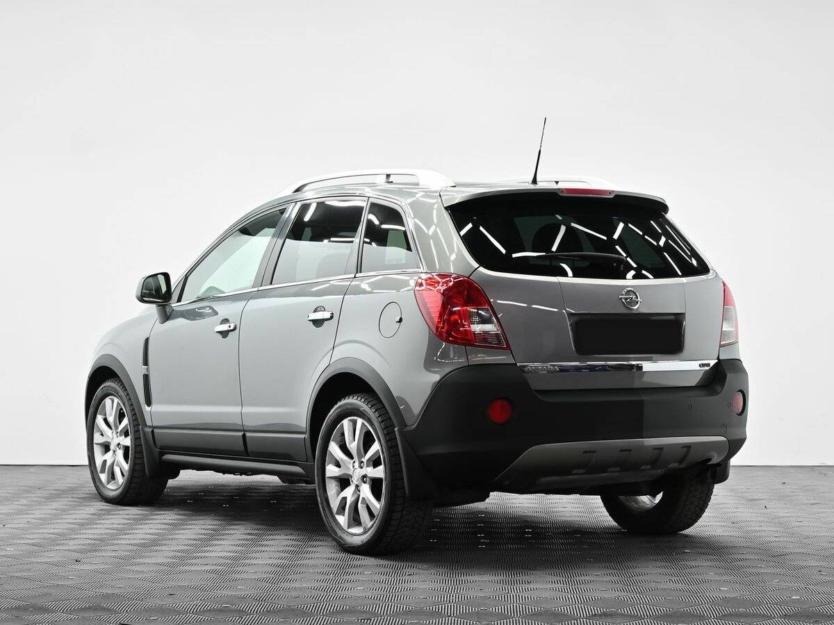 Opel Antara с пробегом — 2013 год. Фото: #2