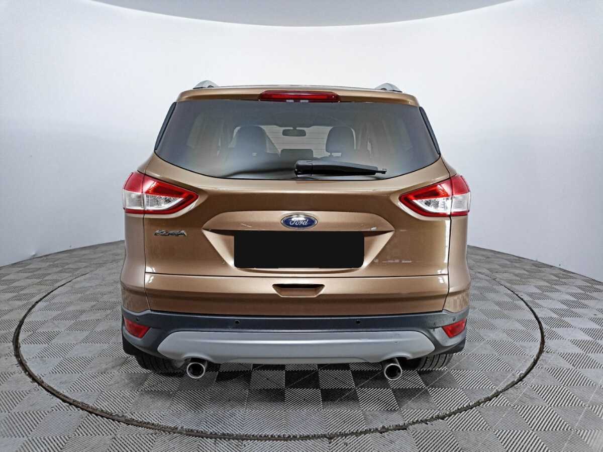 Ford Kuga с пробегом — 2013 год. Фото: #4