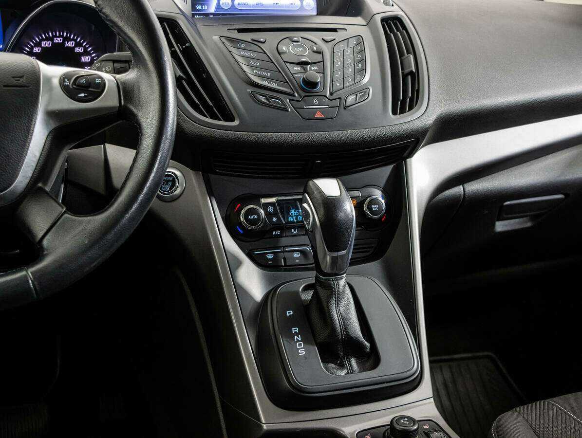 Ford Kuga с пробегом — 2016 год. Фото: #11