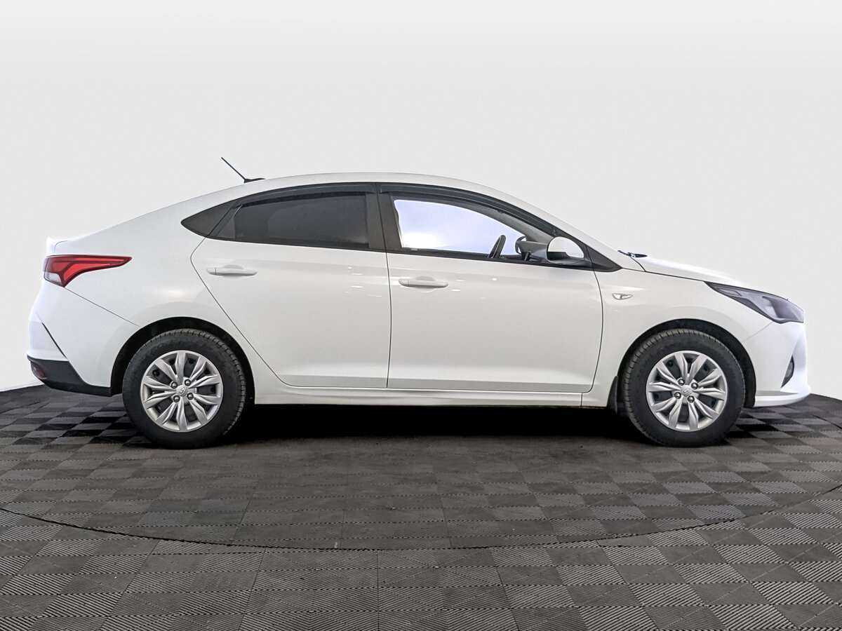 Hyundai Solaris с пробегом — 2020 год. Фото: #3
