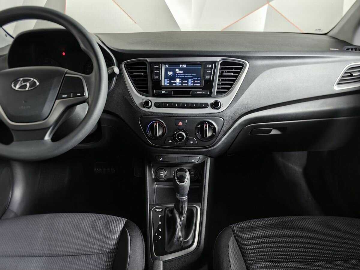 Hyundai Solaris с пробегом — 2017 год. Фото: #10