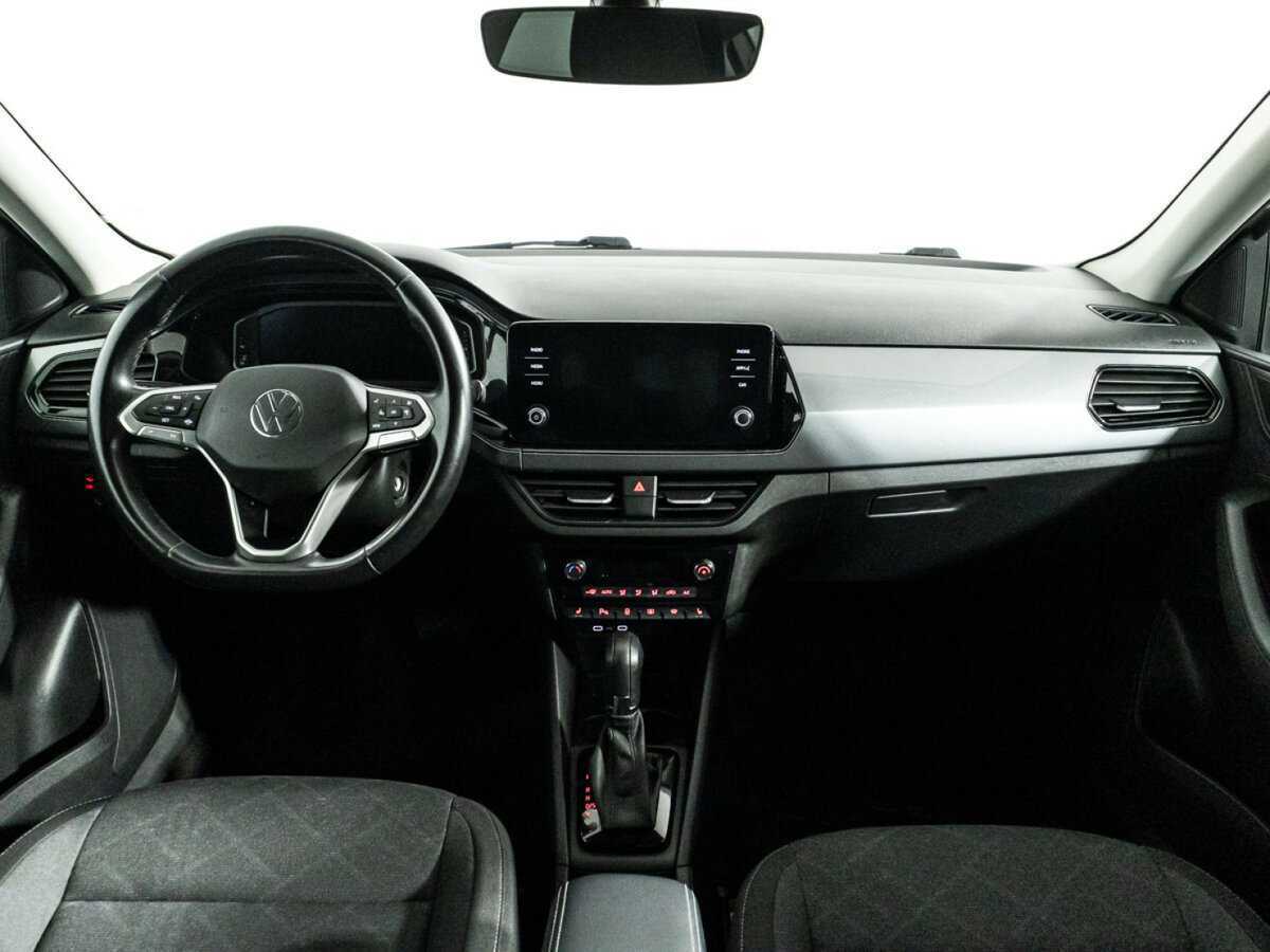Volkswagen Polo с пробегом — 2021 год. Фото: #12