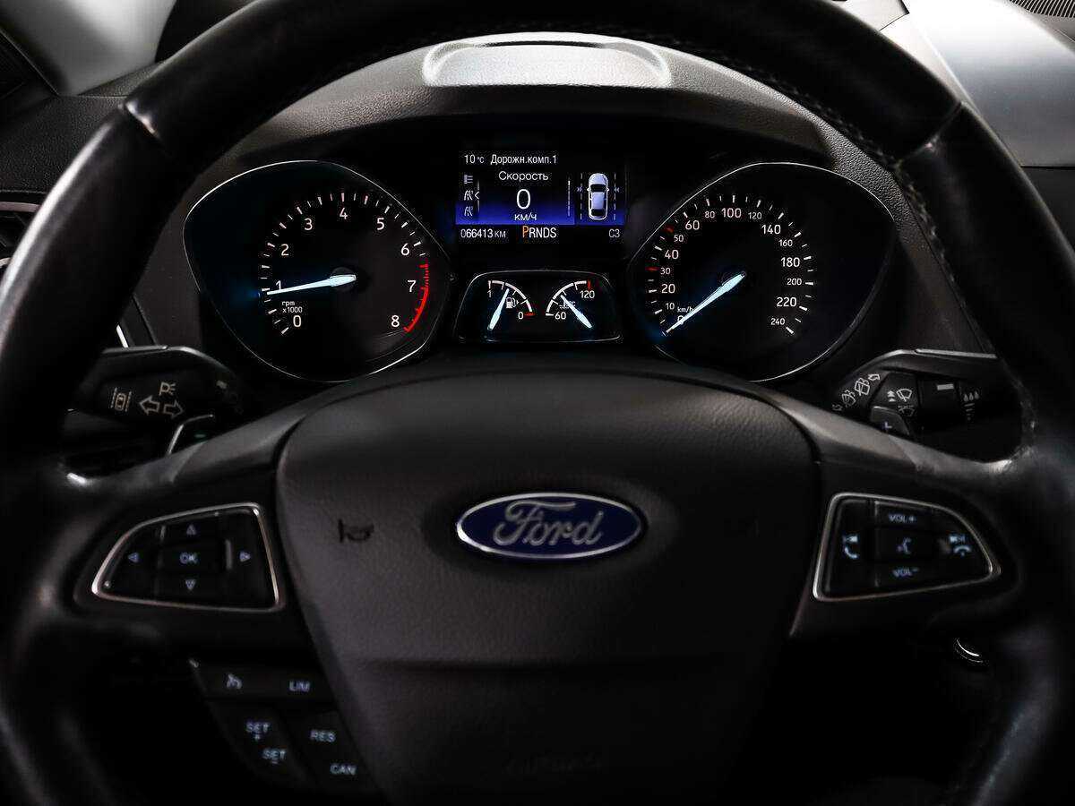 Ford Kuga с пробегом — 2016 год. Фото: #16