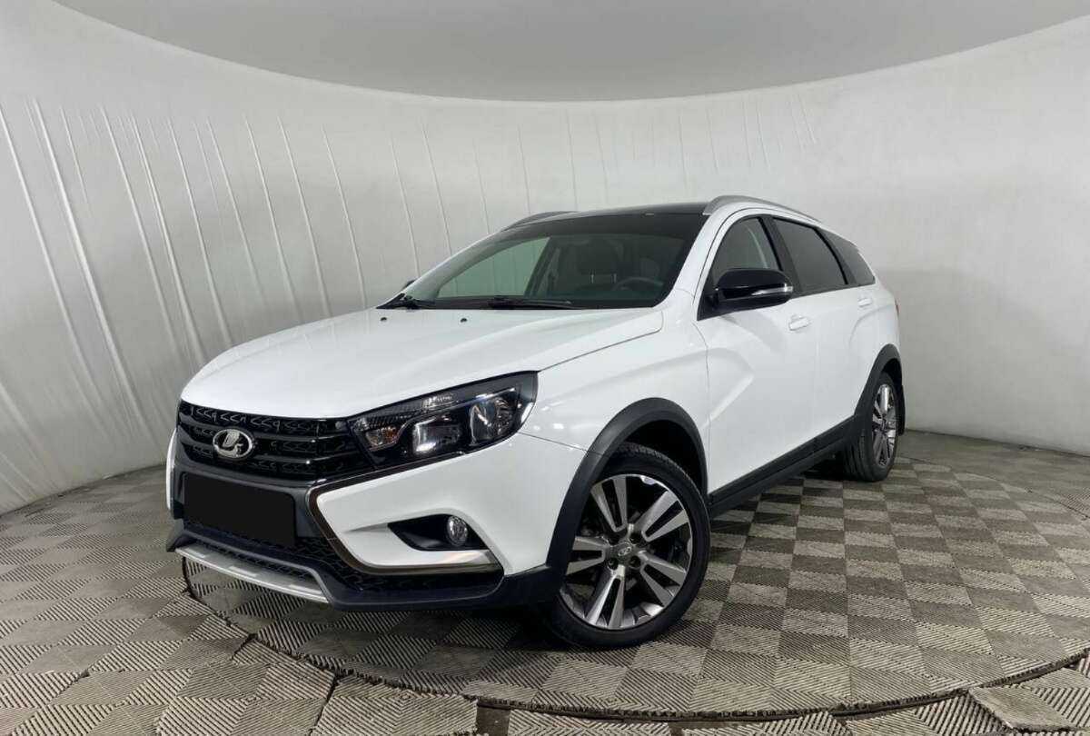 Lada (ВАЗ) Vesta с пробегом — 2021 год. Посмотреть фото