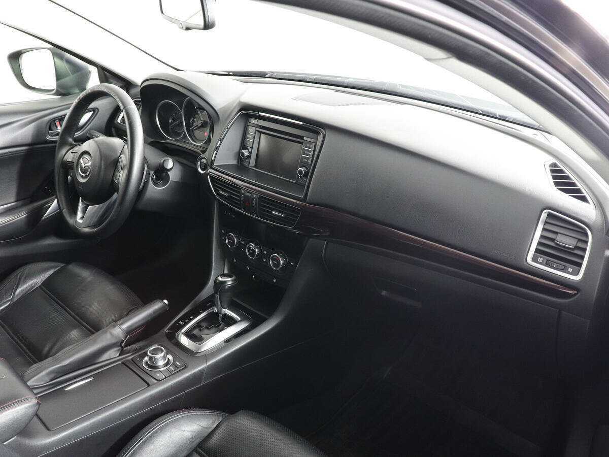 Mazda 6 с пробегом — 2014 год. Фото: #9