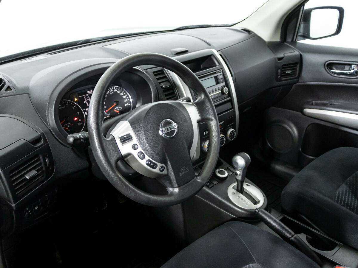 Nissan X-Trail с пробегом — 2013 год. Фото: #10