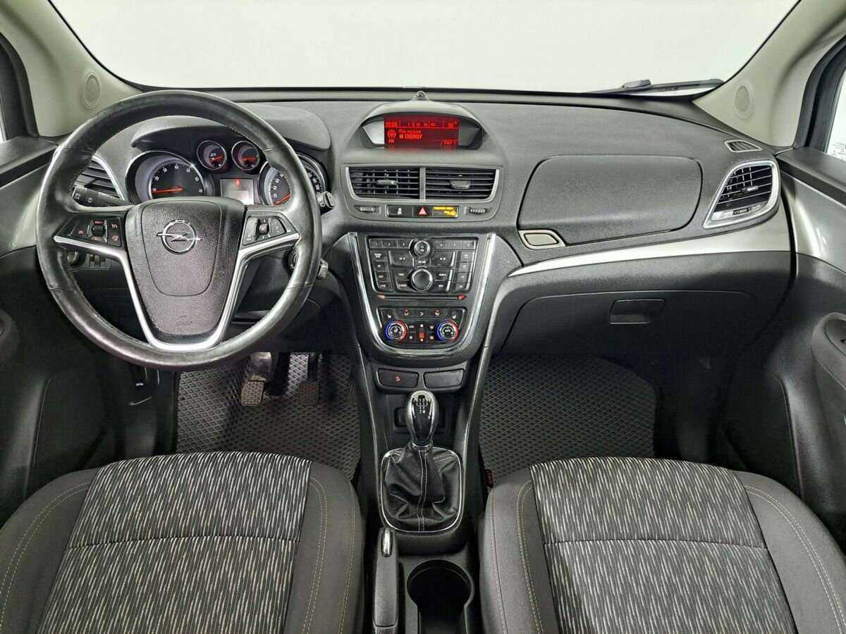 Opel Mokka с пробегом — 2013 год. Фото: #9