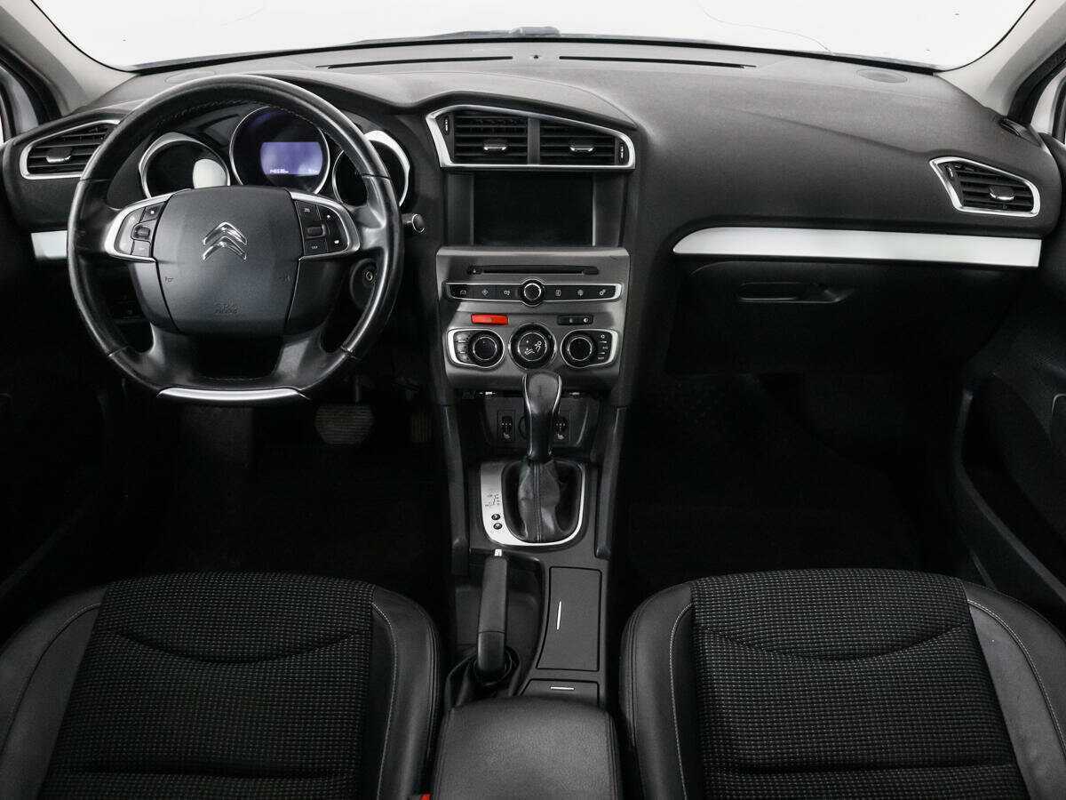 Citroen C4 с пробегом — 2016 год. Фото: #11
