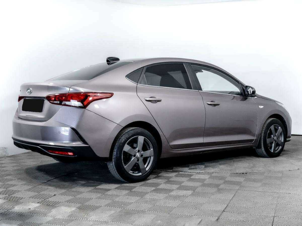 Hyundai Solaris с пробегом — 2020 год. Фото: #3