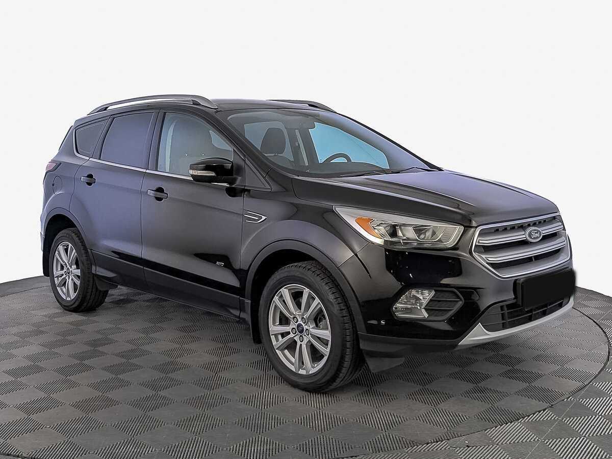 Ford Kuga с пробегом — 2016 год. Фото: #2