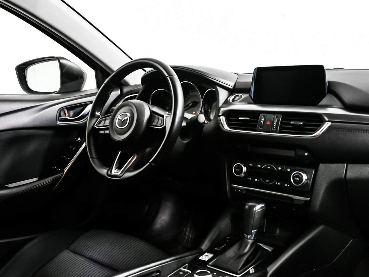 Mazda 6 с пробегом — 2017 год. Фото: #8