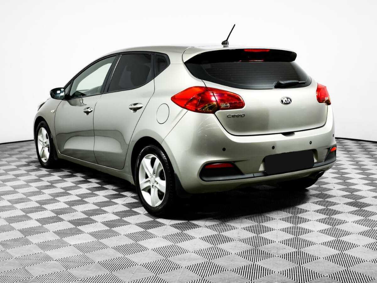 Kia Ceed с пробегом — 2014 год. Фото: #6