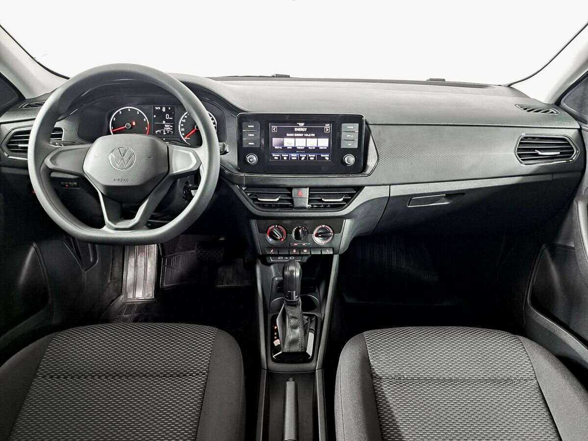 Volkswagen Polo с пробегом — 2021 год. Фото: #9