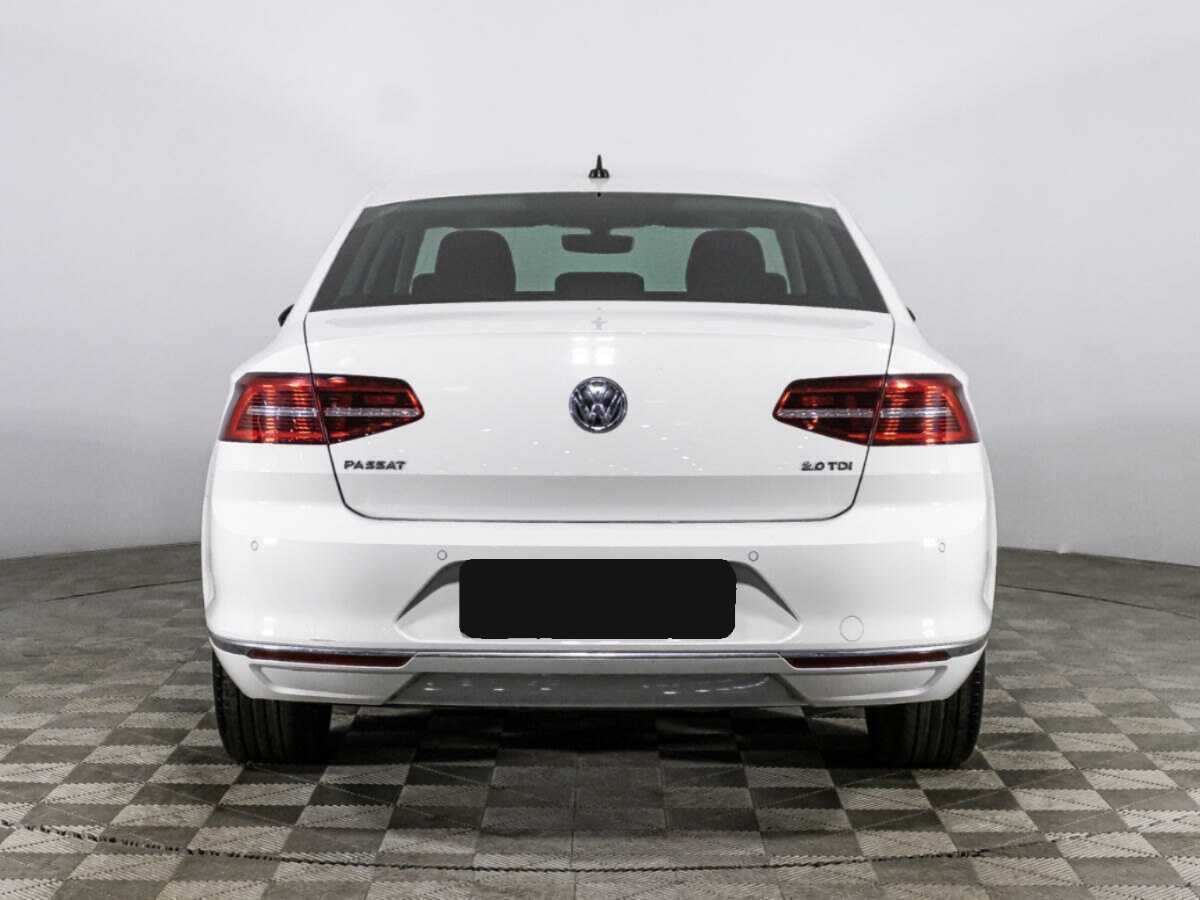 Volkswagen Passat с пробегом — 2017 год. Фото: #5