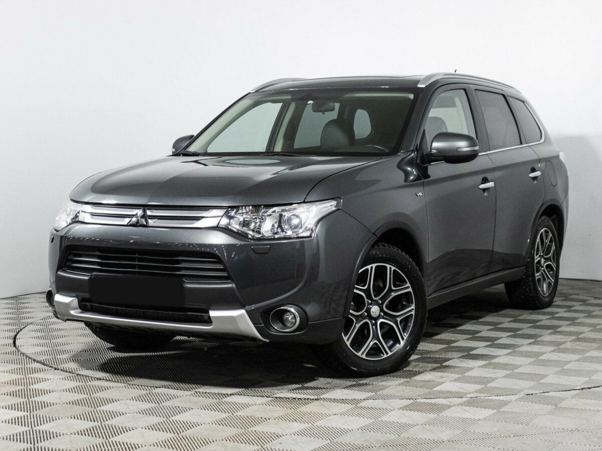 Mitsubishi Outlander с пробегом — 2014 год. Посмотреть фото
