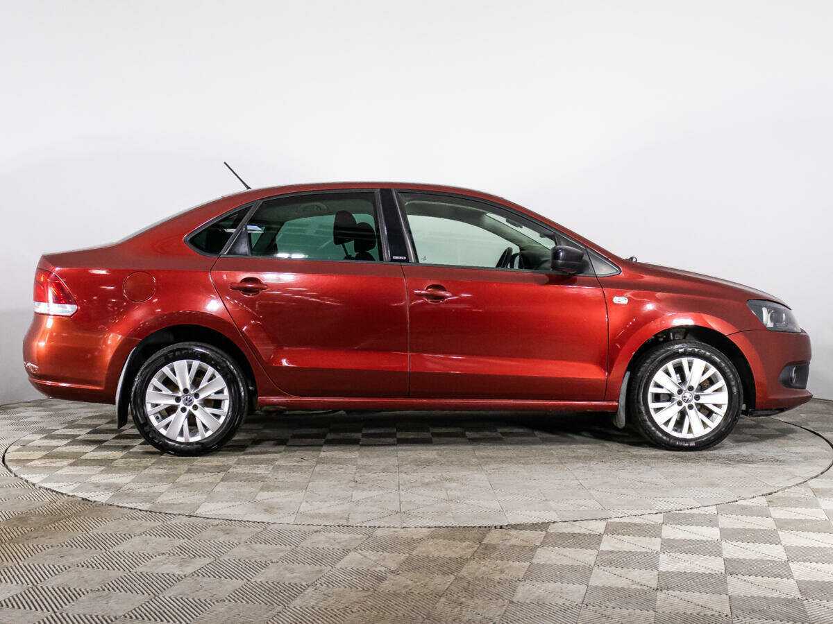 Volkswagen Polo с пробегом — 2014 год. Фото: #3