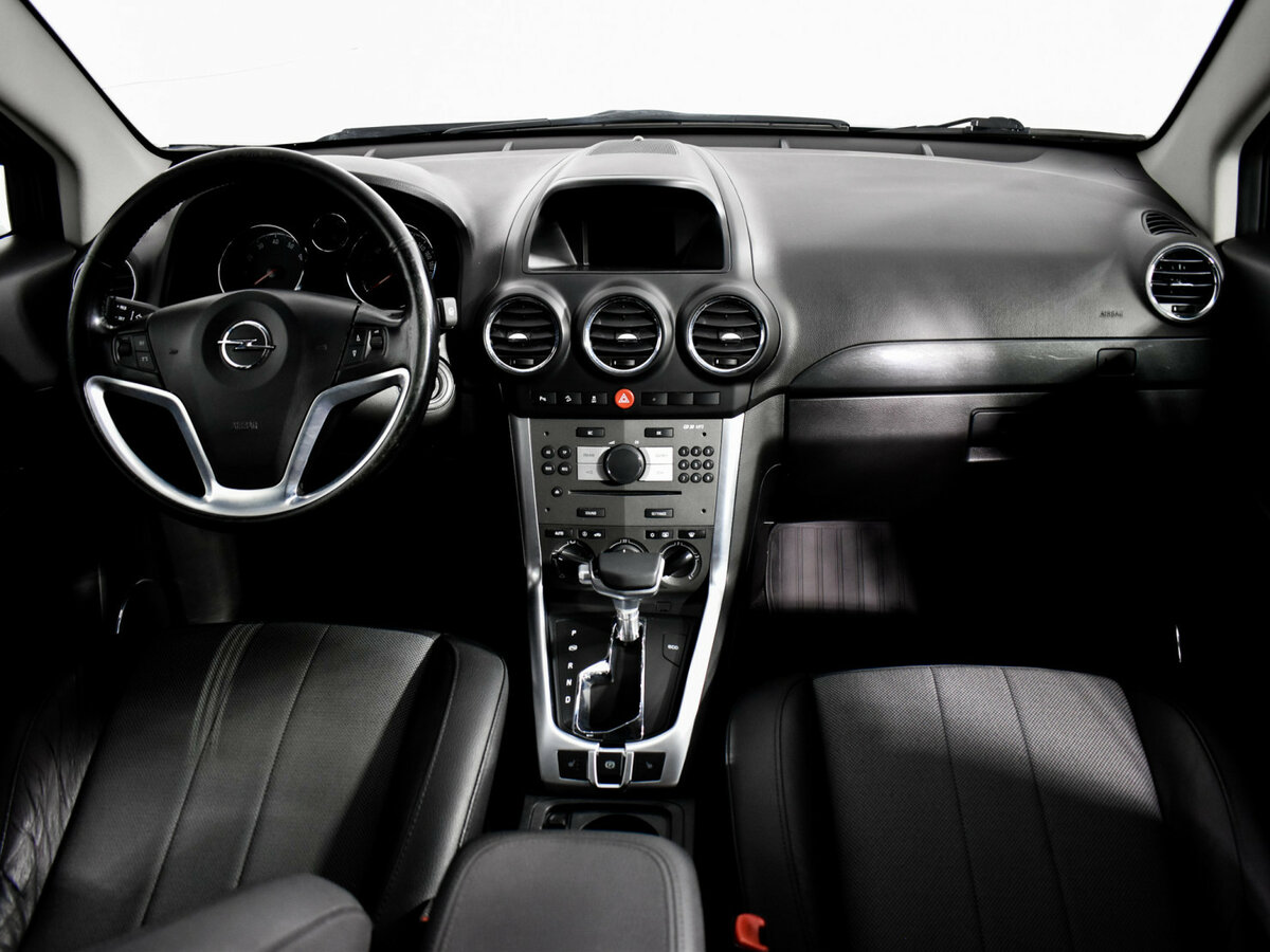 Opel Antara с пробегом — 2013 год. Фото: #12