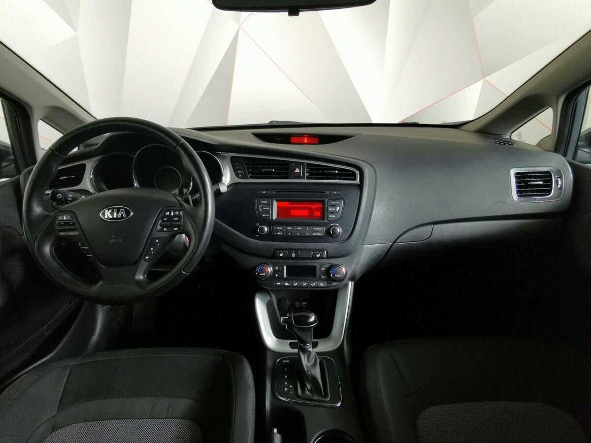 Kia Ceed с пробегом — 2018 год. Фото: #9