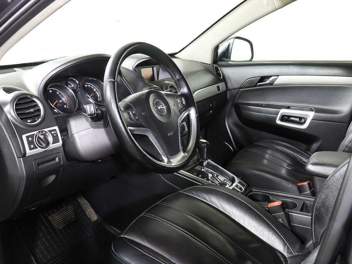 Opel Antara с пробегом — 2013 год. Фото: #12