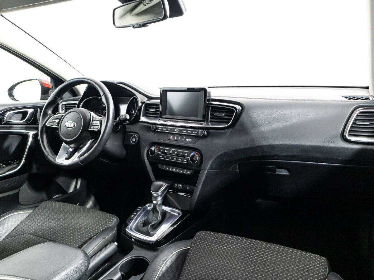 Kia Ceed с пробегом — 2019 год. Фото: #8