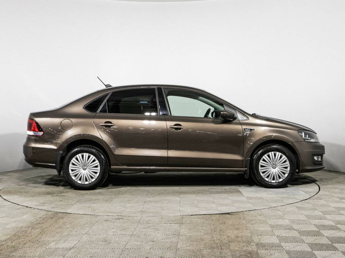 Volkswagen Polo с пробегом — 2018 год. Фото: #3