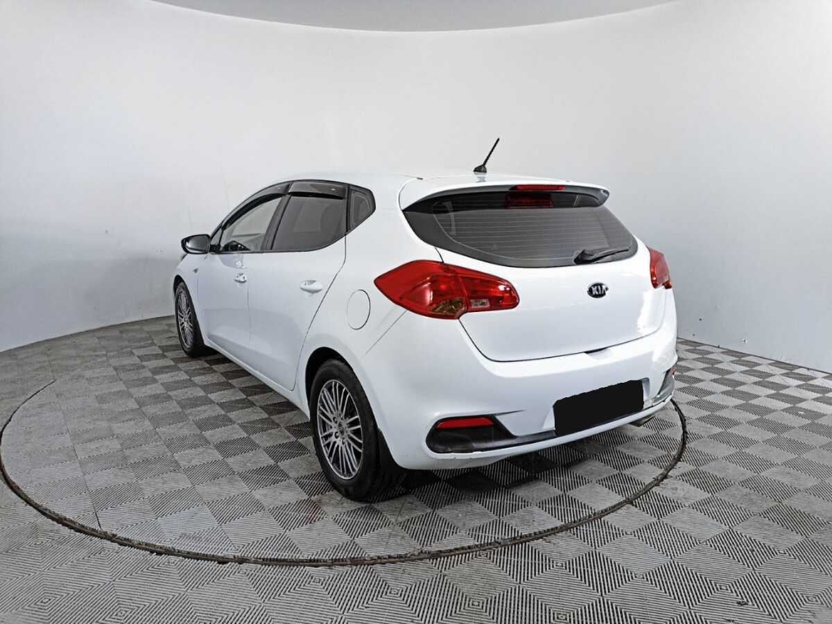Kia Ceed с пробегом — 2014 год. Фото: #6