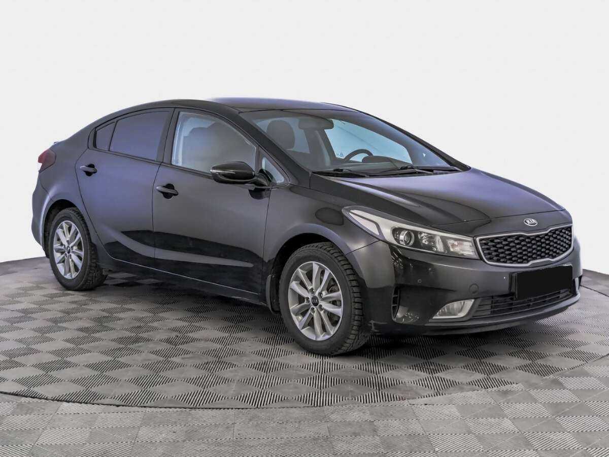 Kia Cerato с пробегом — 2017 год. Фото: #2