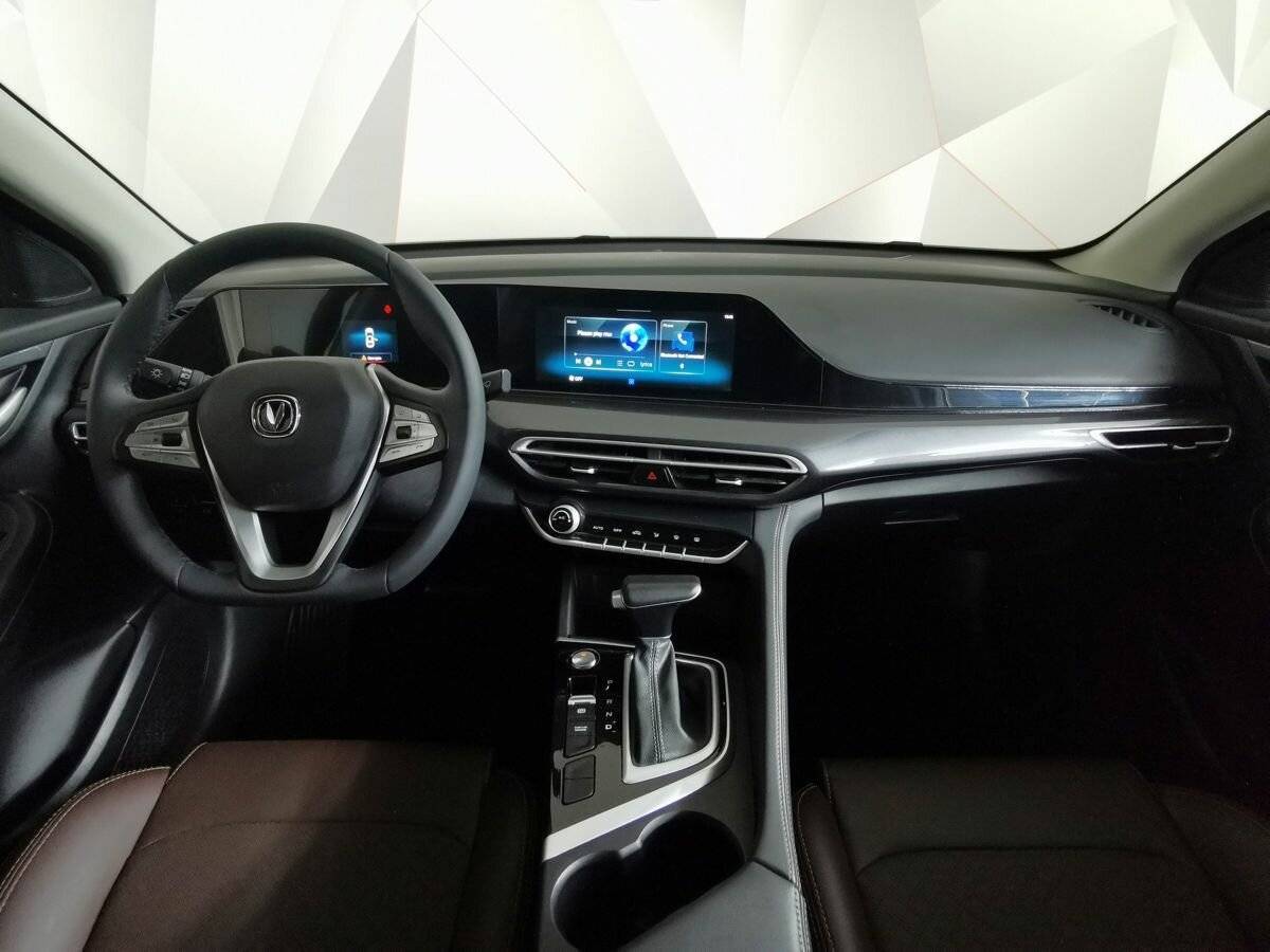 Changan Eado Plus с пробегом — 2023 год. Фото: #11