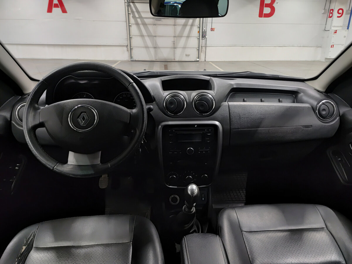 Renault Duster с пробегом — 2012 год. Фото: #13