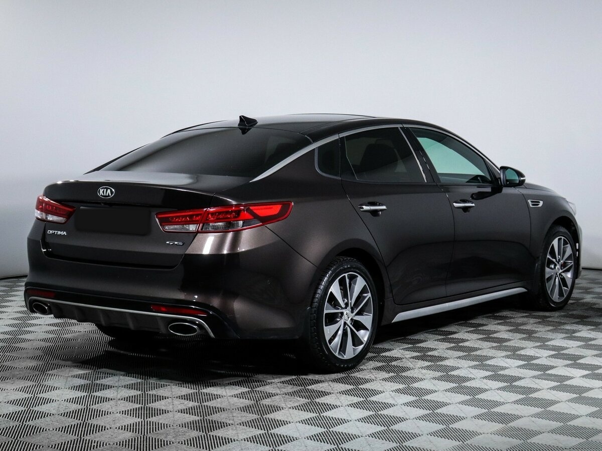 Kia Optima с пробегом — 2016 год. Фото: #3