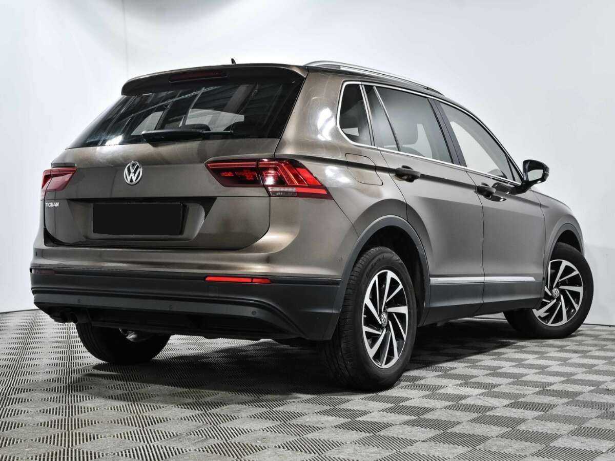 Volkswagen Tiguan с пробегом — 2018 год. Фото: #2